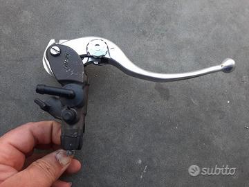 POMPA ORIGINALE YAMAHA R1 R1M 2015 a 2024