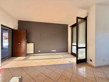 Zona Capretta - Bilocale con giardino e box
