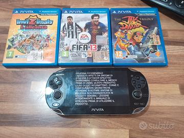 PlayStation vita+alimentatore+3 giochi