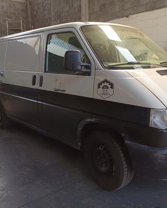 Volkswagen Trasporter  T4  2.4 d 3posti