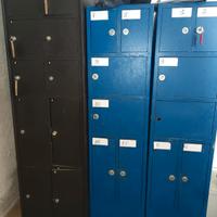  3 armadietti spogliatoio con cassetti e chiavi 