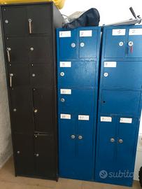  3 armadietti spogliatoio con cassetti e chiavi 