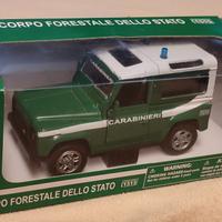 DEFENDER CFS CARABINIERI 1:32