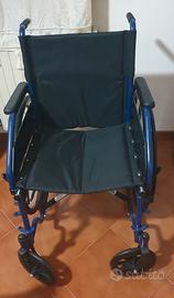 Carrozzina ausilio disabili