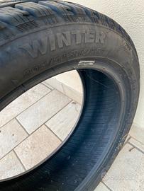 4 gomme invernali