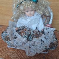 Bambola di ceramica