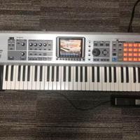 Roland Fantom X6