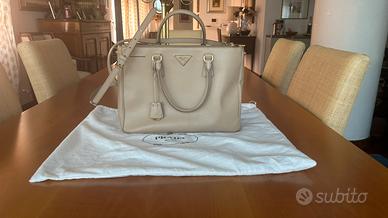 Borsa Prada modello Galleria