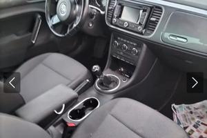 VOLKSWAGEN Maggiolino - 2012