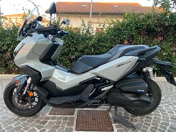 Honda ADV 350 cc