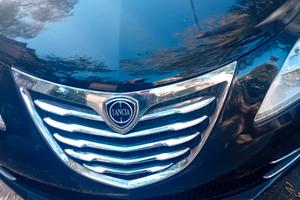 Automobile Lancia