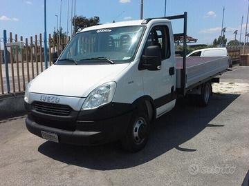 IVECO DAILY 35C11 2.3 HPI CASSONE 3,90 X 2,20