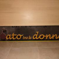 Insegna per arredamento