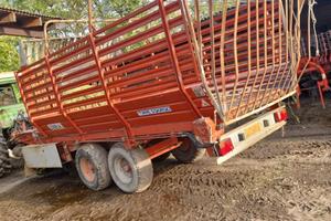 falcia autocaricante Enria