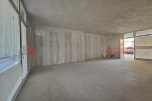 Negozio Capraia e Limite [UF-100EACG]