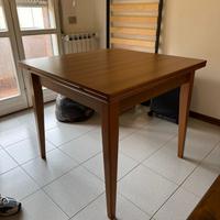 Tavolo pranzo a libro 90x90