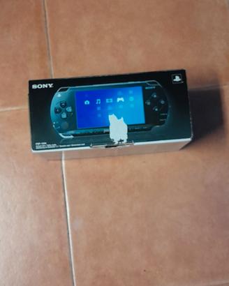 SONY PSP PORTATILE + ACCESSORI E GIOCHI 