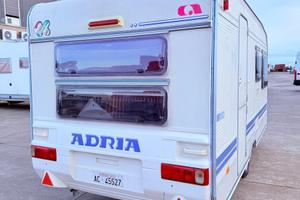 Roulotte ADRIA MOBIL