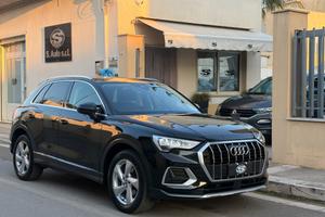 AUDI Q3 35 2.0 TDI S-tronic Advanced