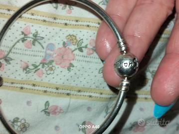 Bracciale  Pandora Moments arg 925 leggere 2 charm