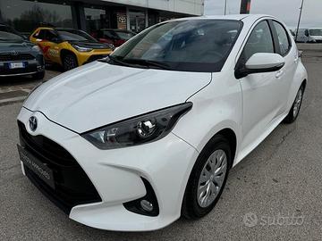Toyota Yaris Hybrid Active MY22