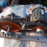 Riduttore variatore v380 giri finali40