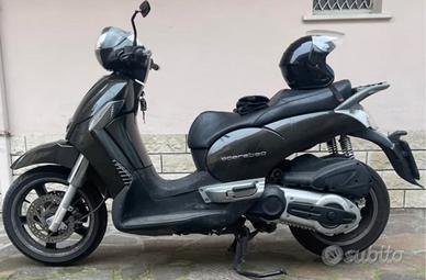 Scarabeo 500ie Light
