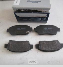 Set pattini freno anteriori per Toyota