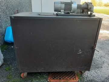 Serbatoio inox con pompa e pistola