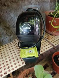 Macchina da caffè a capsule.