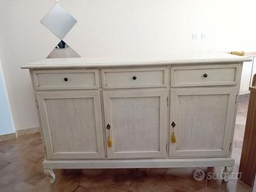Mobile in legno color avorio