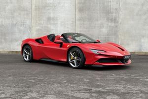 Ferrari SF90 Spider