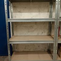 Scaffale in metallo 