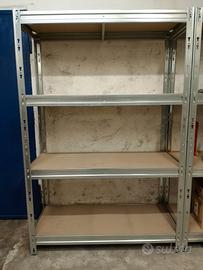 Scaffale in metallo 