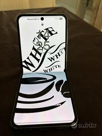 Samsung Galaxy Z flip 4