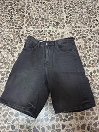 Pantaloncini neri zara