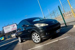 Peugeot 1007 1.6 HDi – anno 2007 – 194.000 km