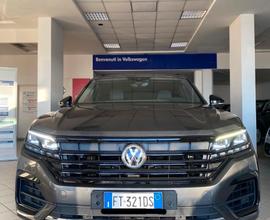 Volkswagen touareg 3.0 v6 231 cv r-line