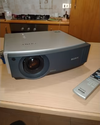 Videoproiettore Home Cinema SONY VPL-AW10 BRAVIA