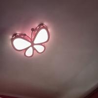 plafoniera a forma di cuore 