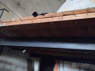 Soppalco in robuste tavole legno