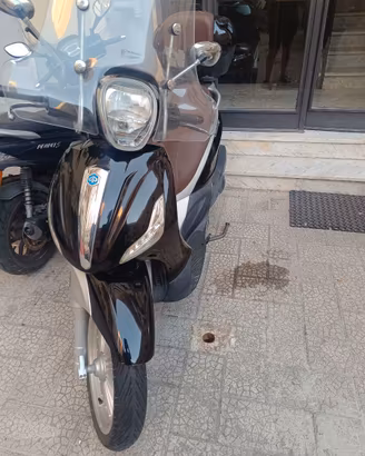 Piaggio Beverly ABS ASR 300 ie
