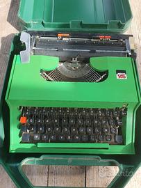 macchina da scrivere Antares 145