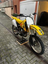 Suzuki rm 125 2000