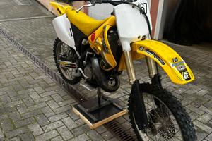 Suzuki rm 125 2000