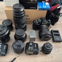 OM SYSTEM OM‑5  OM5 OM 5 + OBIETTIVI E ACCESSORI