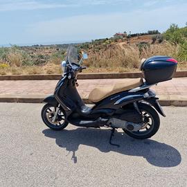 Beverly 125 Toure