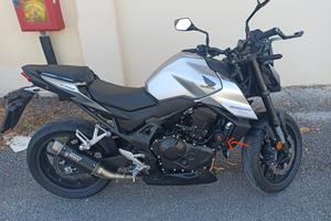 Hornet 750 2025 