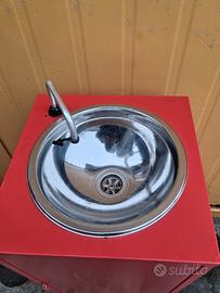 lavandino autonomo senza allaccio idrico