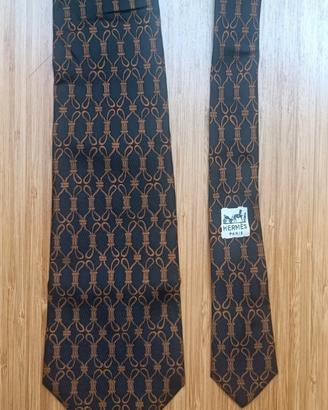 cravatta originale del prestigioso marchio Hermes 